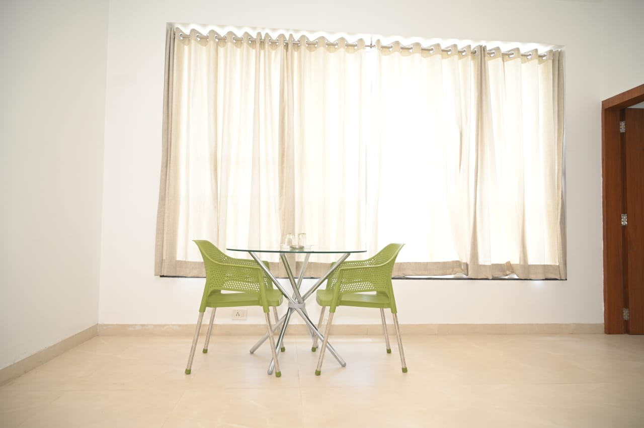 Irra Executive Lodging and Boarding - Tap to explore photos