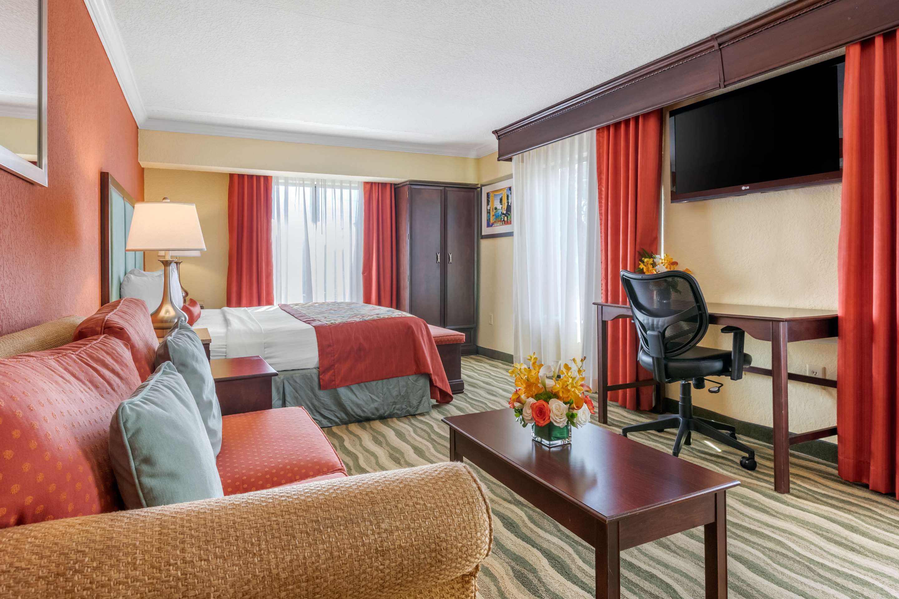 Best Western Plus Palm Beach Gardens Hotel & Suites and Conference Ct - Tap to explore photos