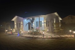 Spacious Farmhouse perfect for family getaway, Greater Noida