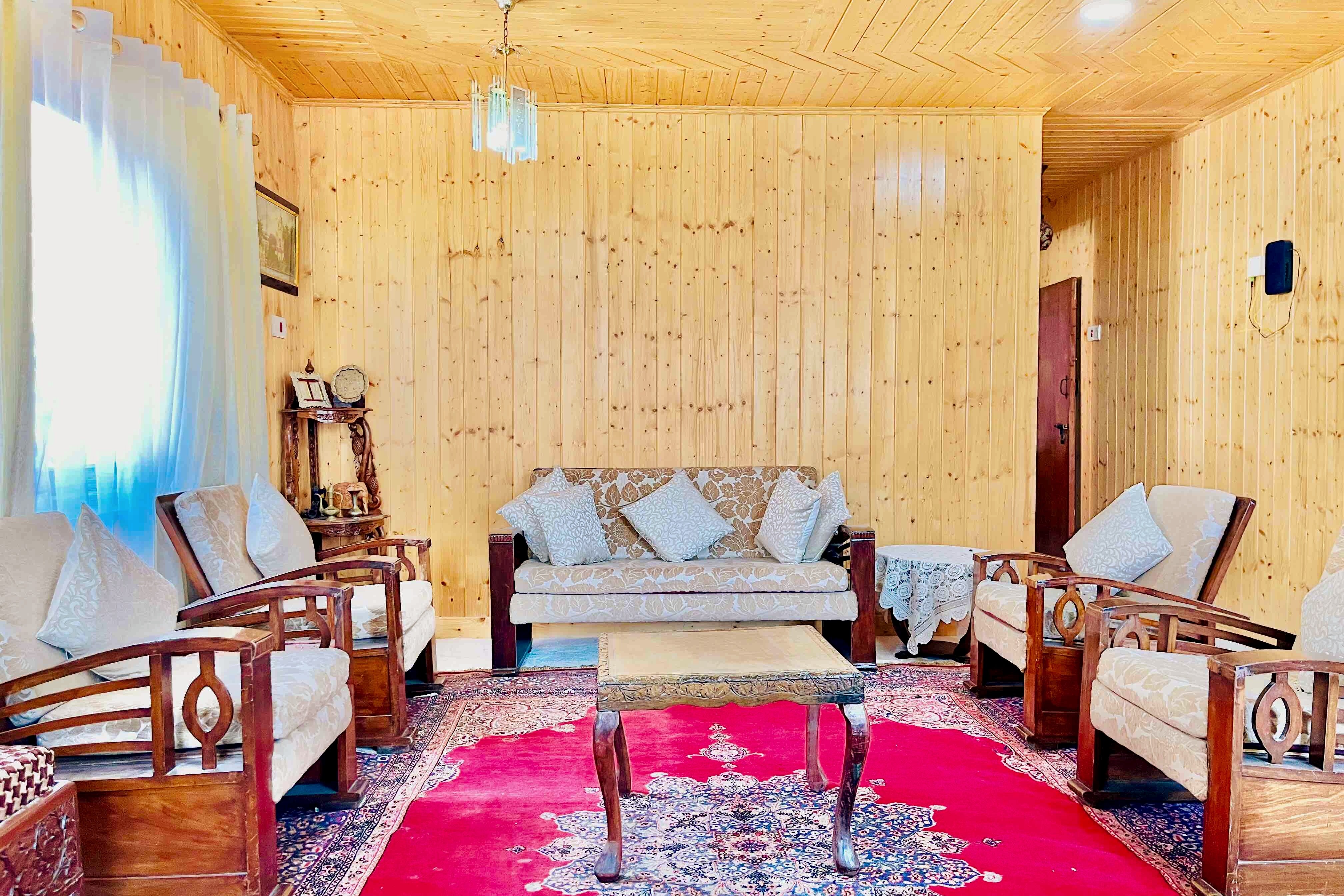 Srinagar Homestay by Prithvi - Tap to explore photos