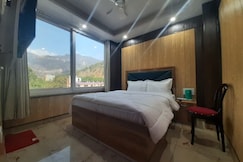 Hotel Laxman Jhula Inn, Rishikesh