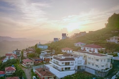 Away From Home 5 Homestay Entire 3BHK Villa, Ooty