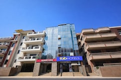 FabHotel Grand Jashn, Noida