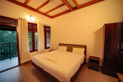 Devas Heritage Homestay 3BR-FF by Homeyhuts, Wayanad