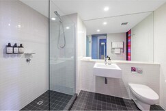 lyf on Elizabeth Melbourne, Melbourne