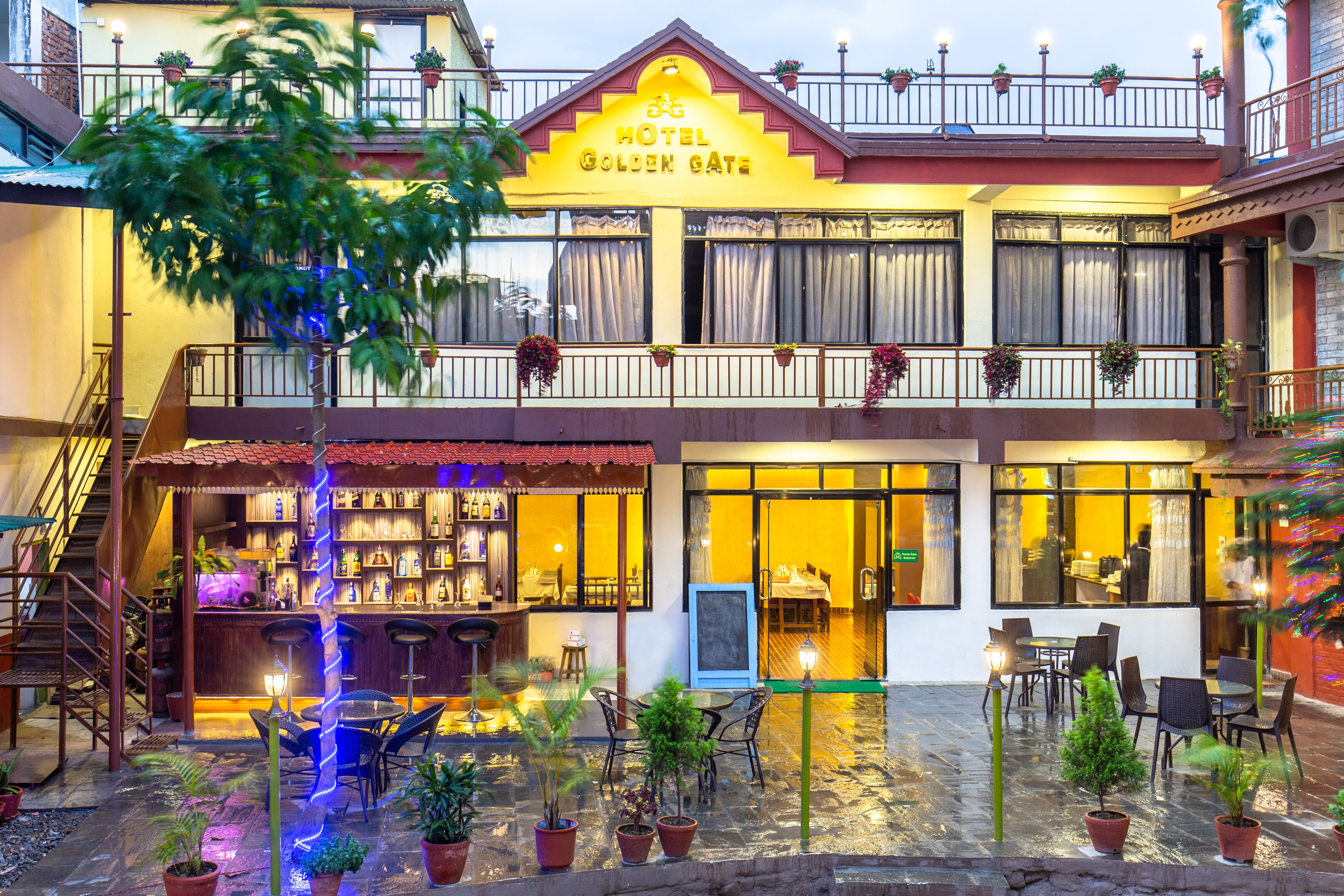 Golden Gate Hotel Pokhara Hotel Price Address Reviews - 