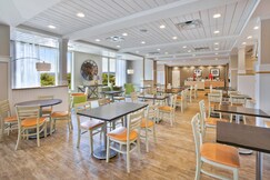 Hampton by Hilton Bar Harbor, Digby