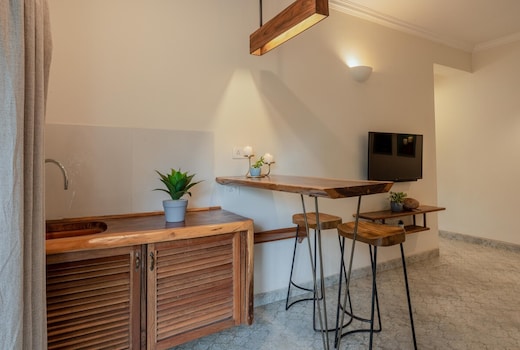 Staymaster Central Apt | 1BR | AC | Vagator