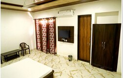 Female Room Only on sharing basis