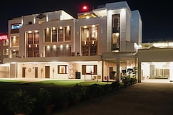 Vatika Premier Hotel