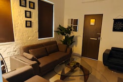 Cool and Awesome Stay 1BHK Apartment, Mumbai