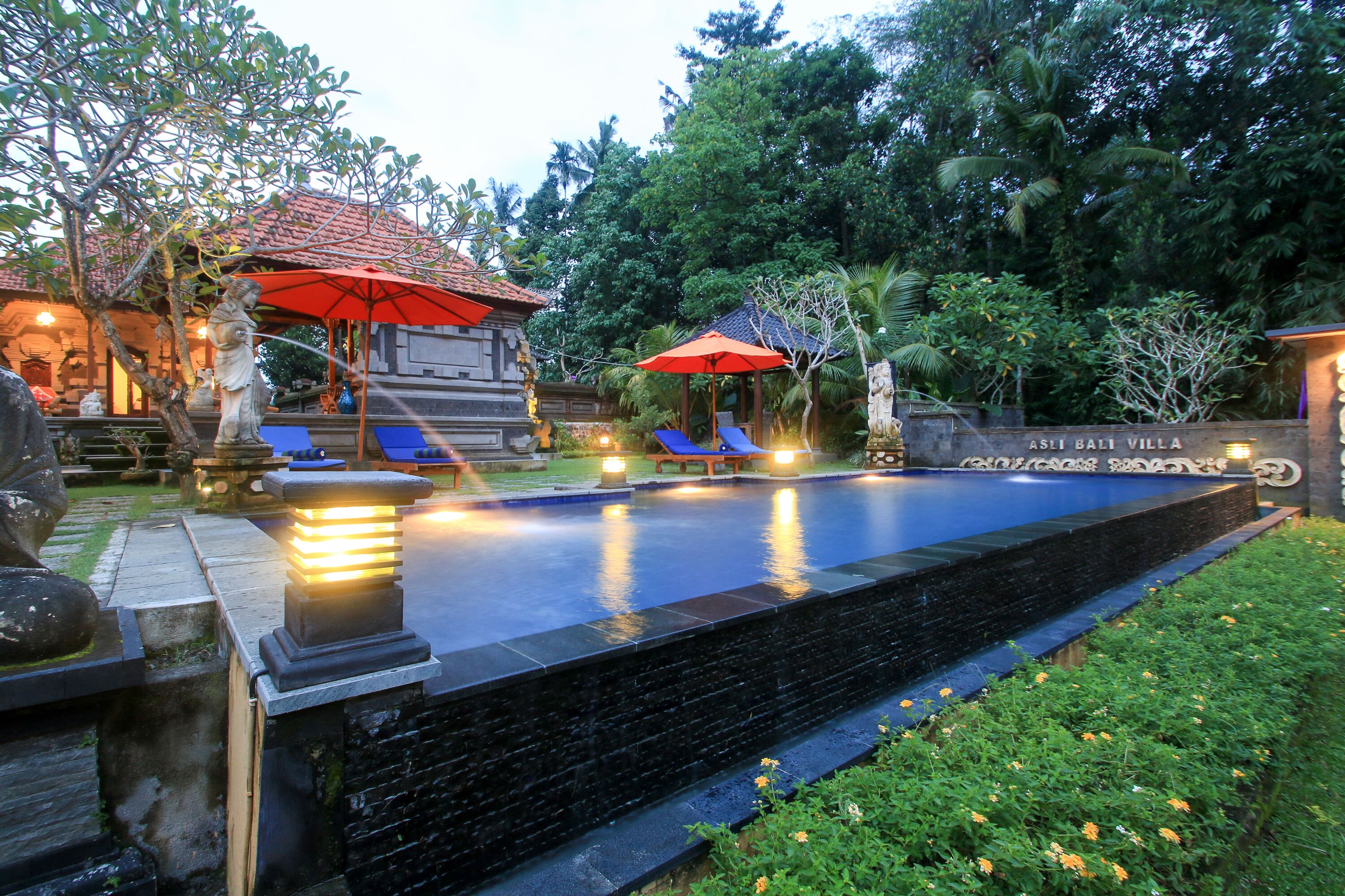 Asli Bali Villa - Tap to explore photos