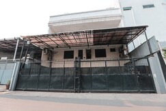 Capital O 141 Fatmawati Cozy Residence, Jakarta