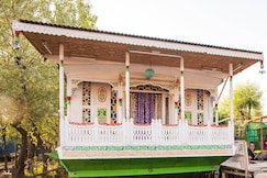 Houseboat Switzerland Front Line Dallake, Srinagar