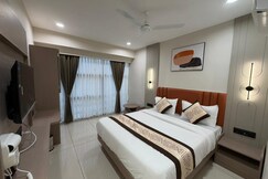 Hotel Prime Divine, Gandhinagar