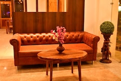 Mountain Majestys Inn, Manali
