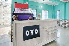 Hotel O Raunak Food Plaza Family Restaurant & Rooms, Patna