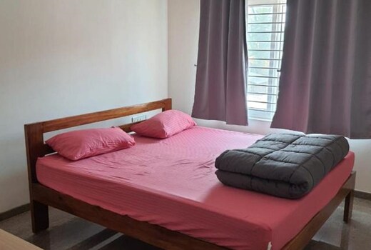 Castle BGR Service Apartments