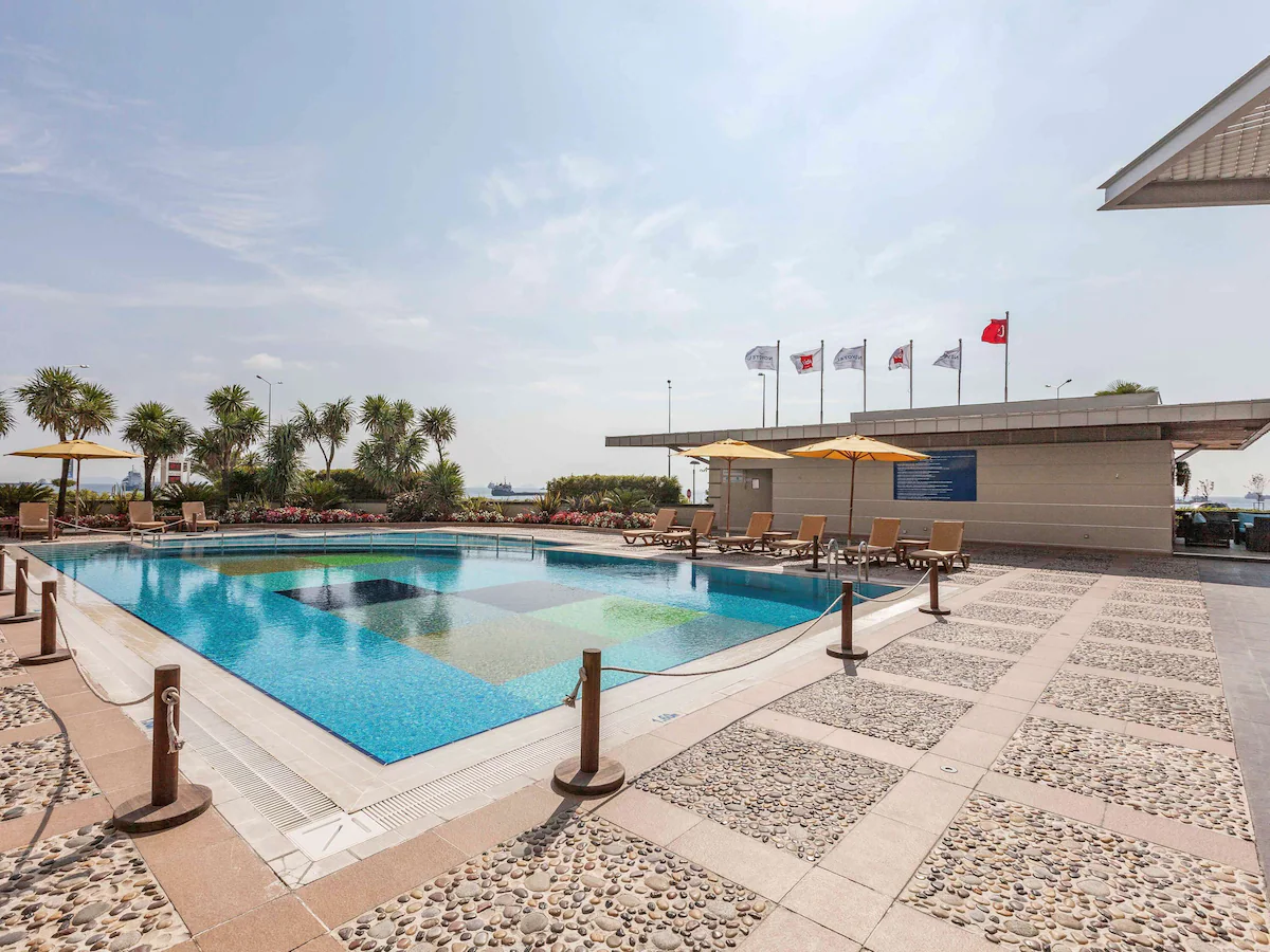 Novotel Istanbul Zeytinburnu - Tap to explore photos