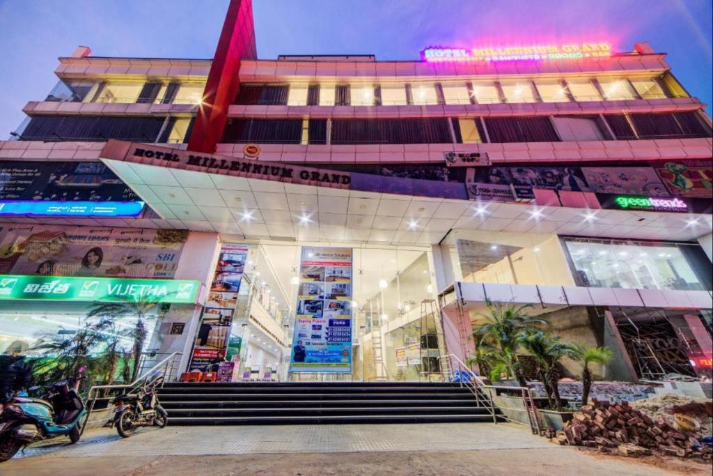 FabHotel Prime Millennium Grand- Nr Miyapur Metro Station - Tap to explore photos