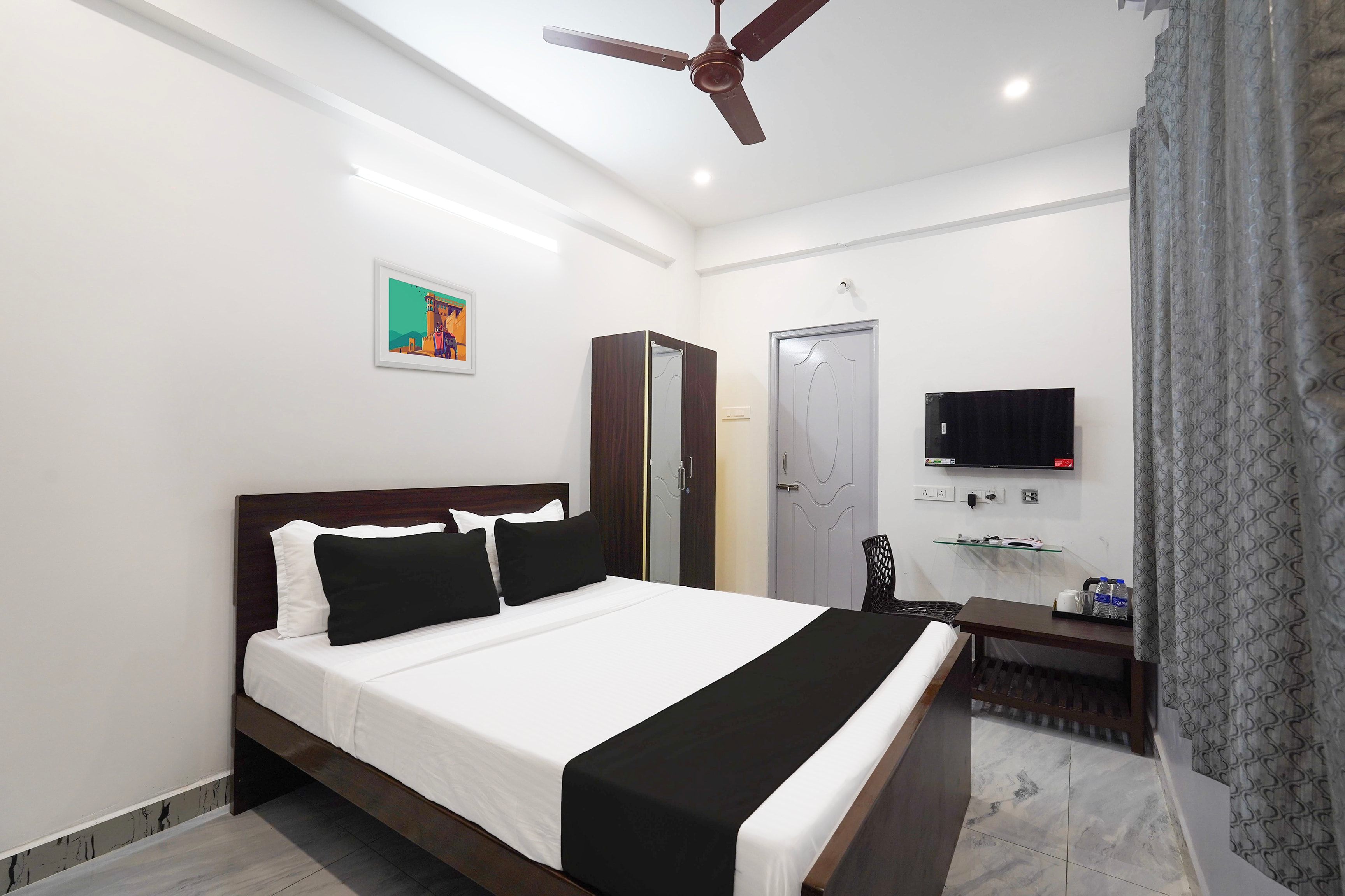 Hotel O ARN RESIDENCY - Tap to explore photos