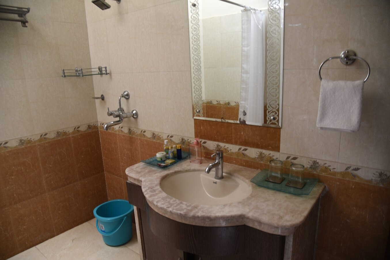 Jhalana Villa-A Luxury Stay Near Airport - Tap to explore photos