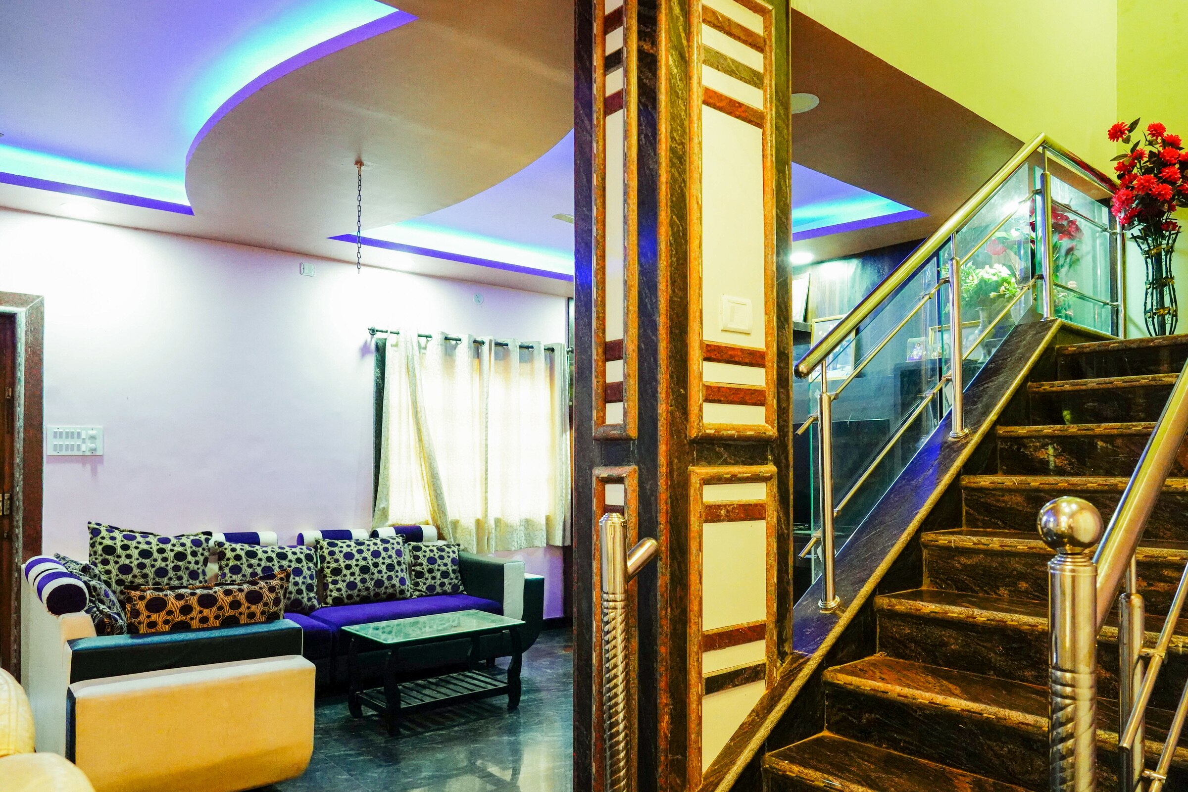 3 Bedrooms Luxurious Villa Near Nerul Riiver - Tap to explore photos