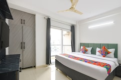 Via Lochav Residency, Delhi