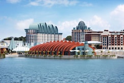 Resorts World Sentosa - Hotel Michael, Singapore