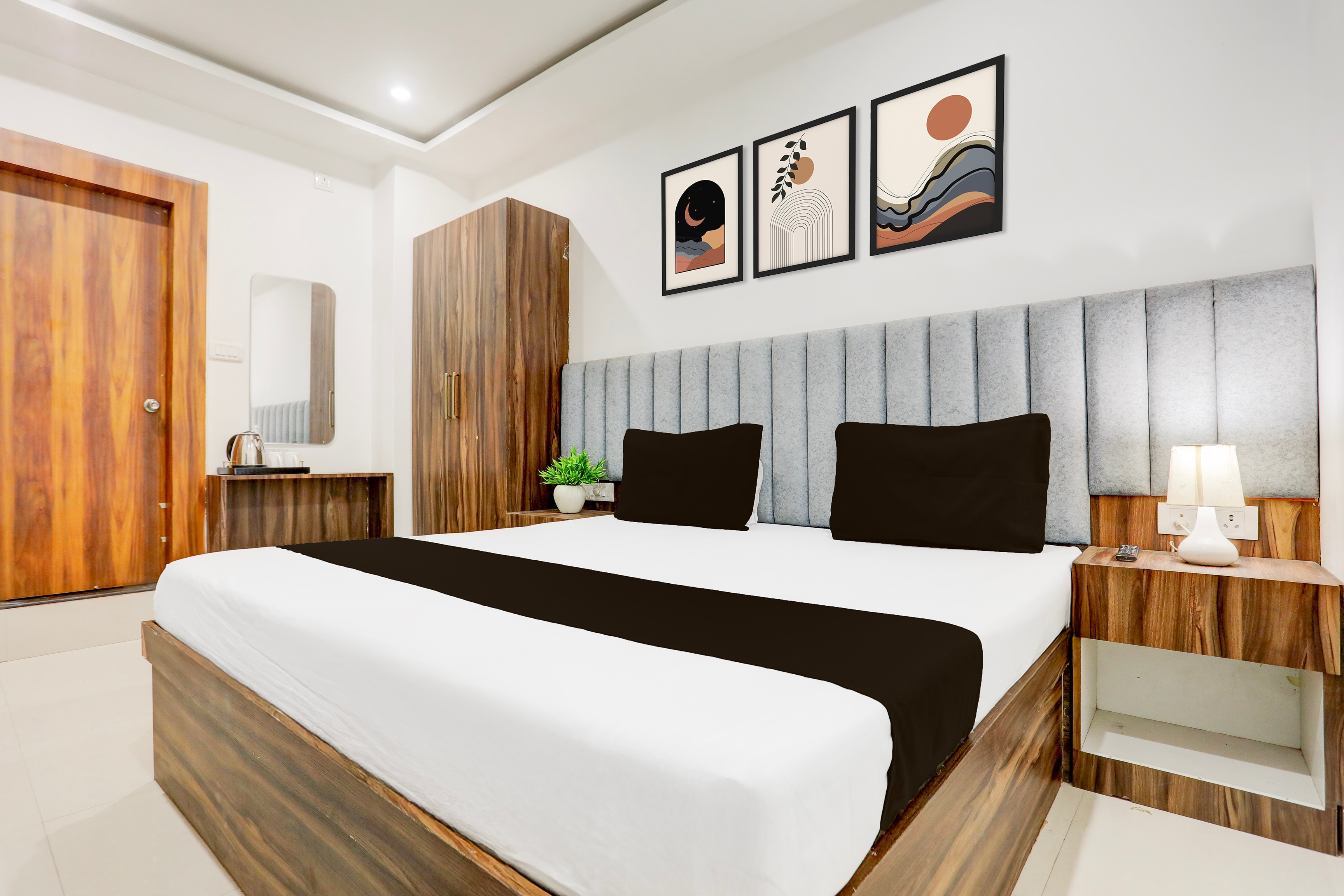 Hotel O Natraj Paying guest house - Tap to explore photos