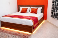 Govindam palace / Near Ram Mandir Gate, Ayodhya