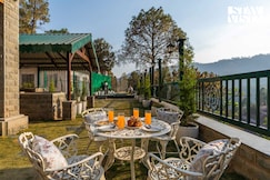 StayVista at Cherry @ Villa Montierra, Kasauli