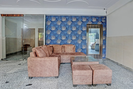 OYO 815814 Moonlight Hotel's