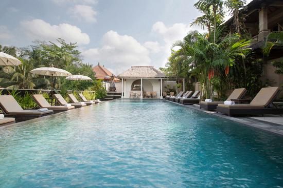 Ubud Village Hotel - Tap to explore photos