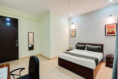 Collection O Hotel Villa Vista, Noida