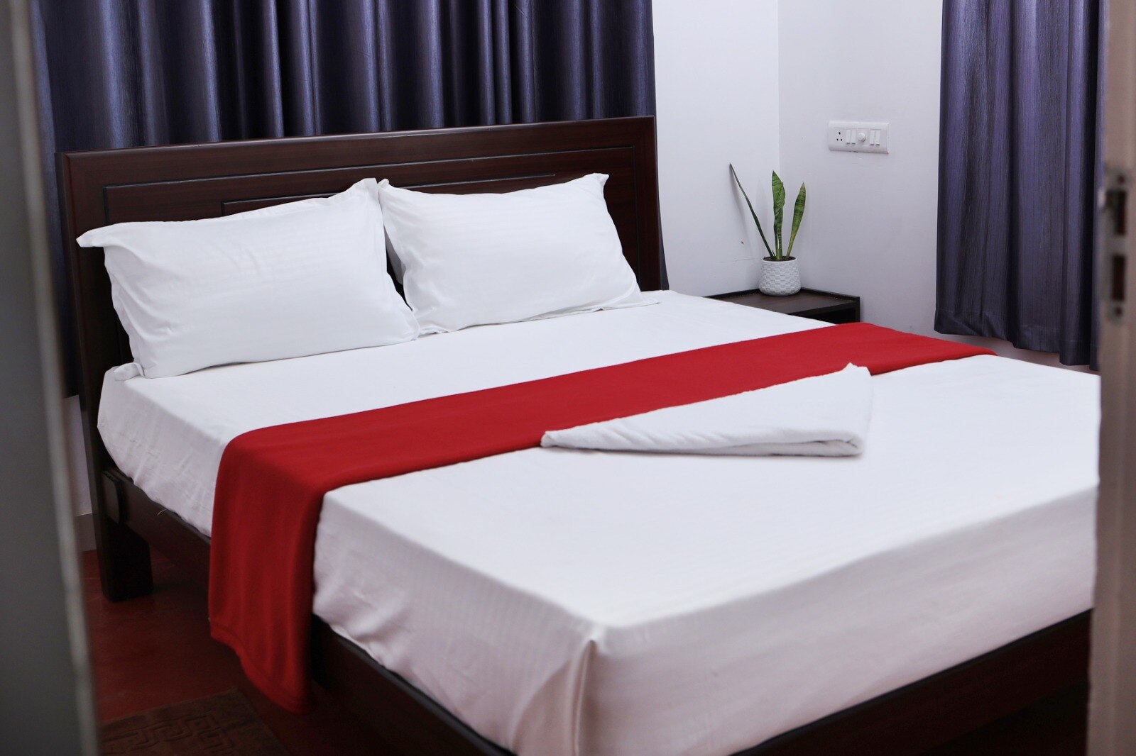 Bellfields Homestay - Tap to explore photos