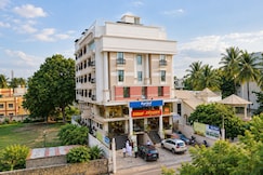 Kyriad Hotel Vijayapura by OTHPL, Sindagi