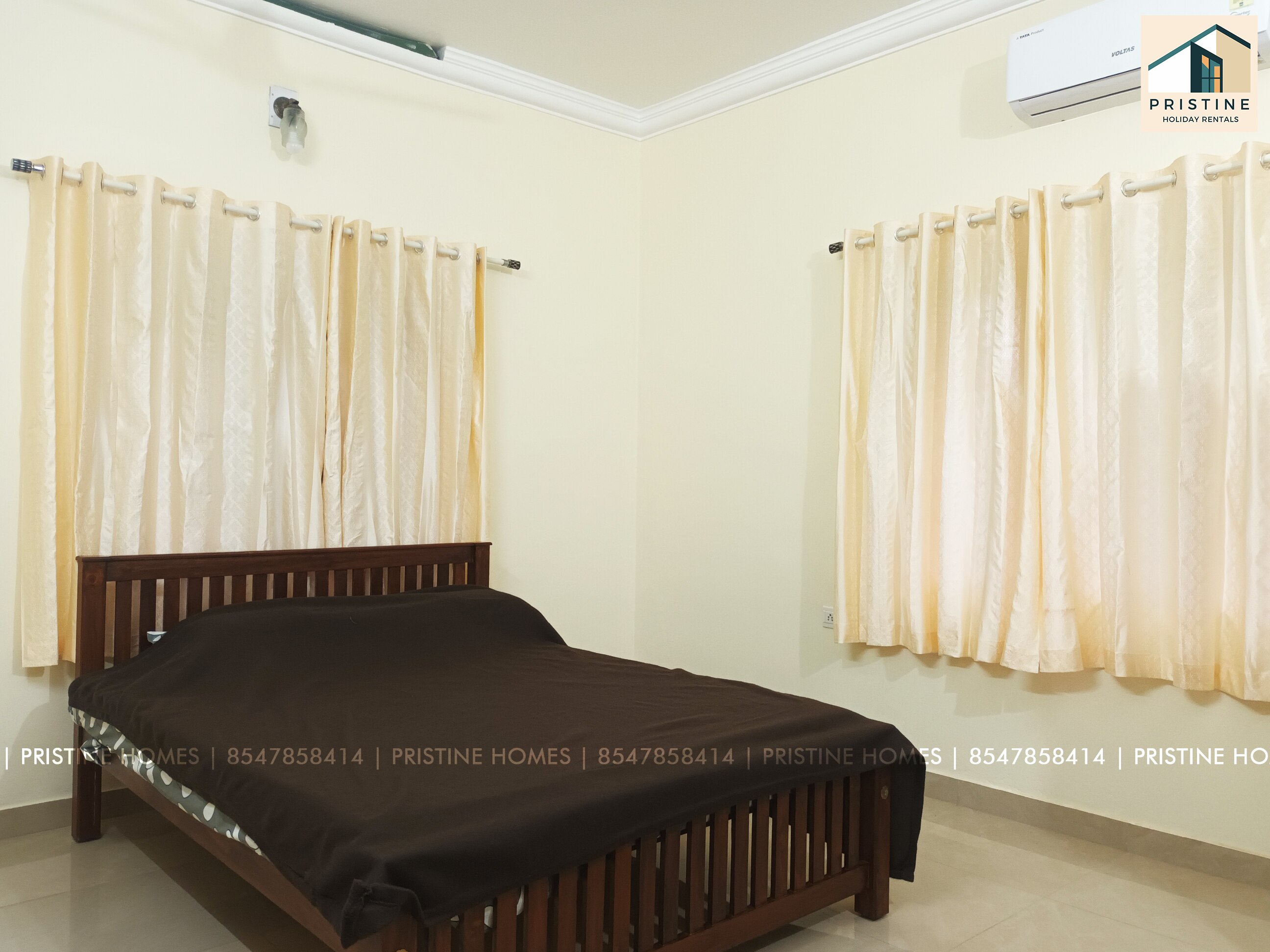 Pristine Holiday Rentals - Tap to explore photos