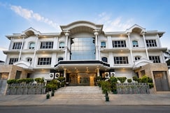 Hotel Samrat Heavens, Meerut