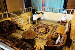 Sweet Silence Home, Bhinmal