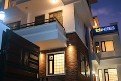 FabHotel Premium, Gurgaon