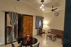 Green Retreat Homestay | Entire 2BHK Apartment | Ground Floor | Elderly Friendly, Raipur, Chhattisgarh
