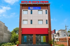 FabHotel South Crown, Mohali