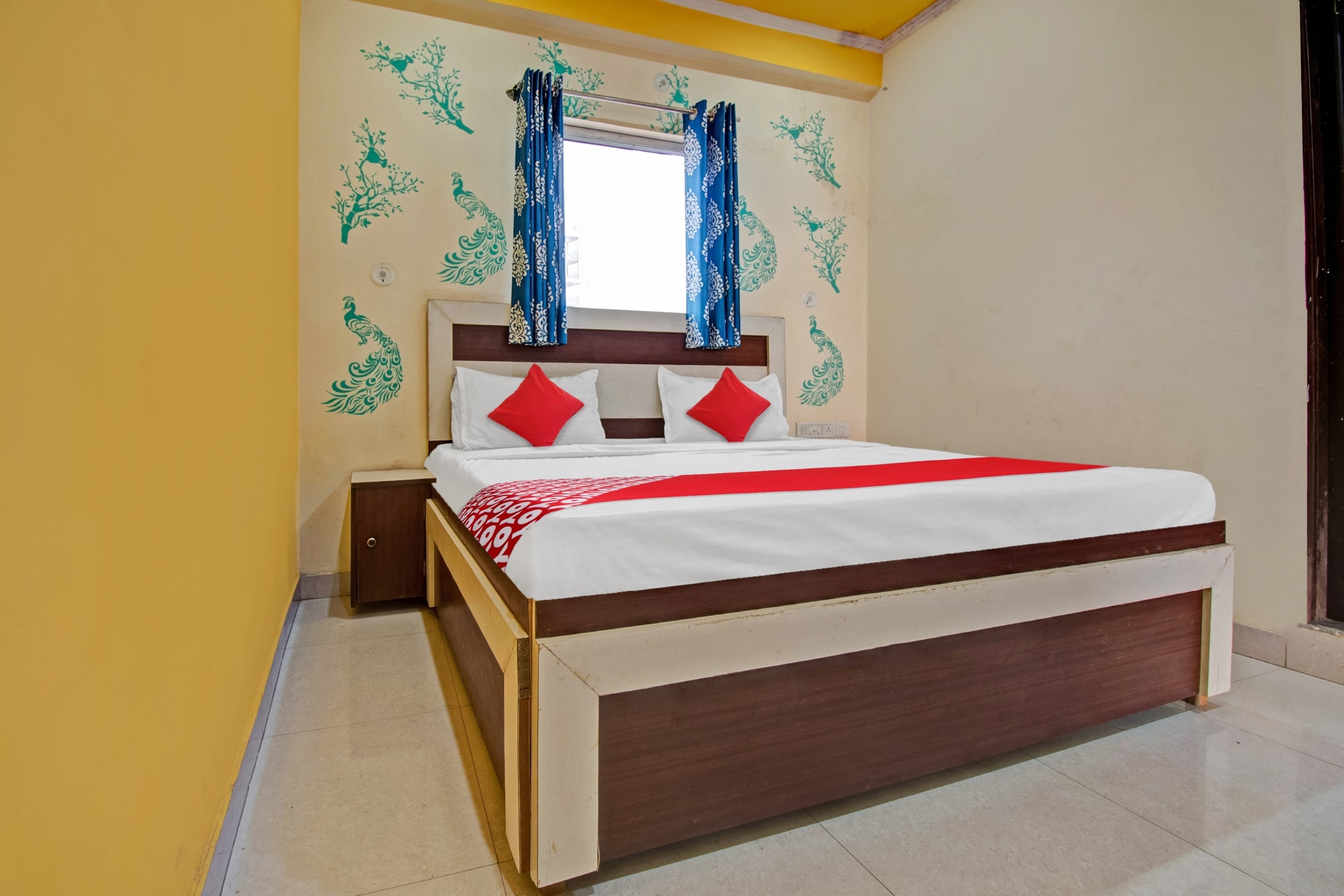 Hotel O Star Chaman - Tap to explore photos