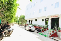 Hotel Raj Paradise, Agra