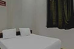 SPOT ON Hotel Abs Inn, Savner