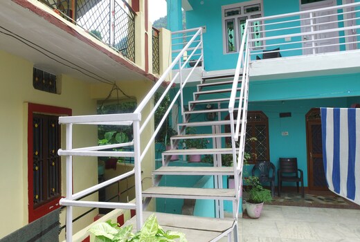 Shivalik Guest House | Rooms & Kitchen