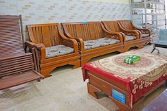 Hotel O Putih Mulia Homestay Syariah, Lumajang, Jawa Timur