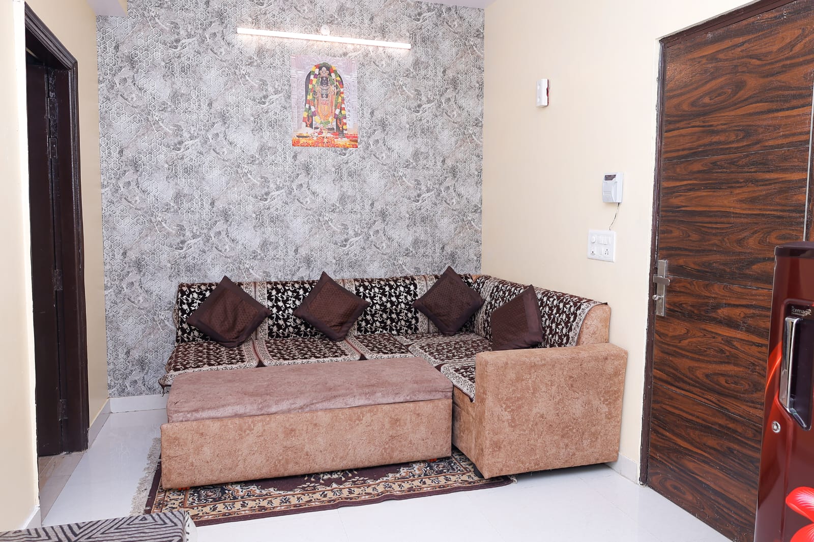Ayushya  Vaikunt  Homestay 2  @ Prem Mandir - Tap to explore photos