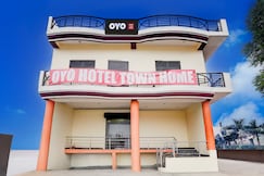 Hotel O Town Home, Prayagraj
